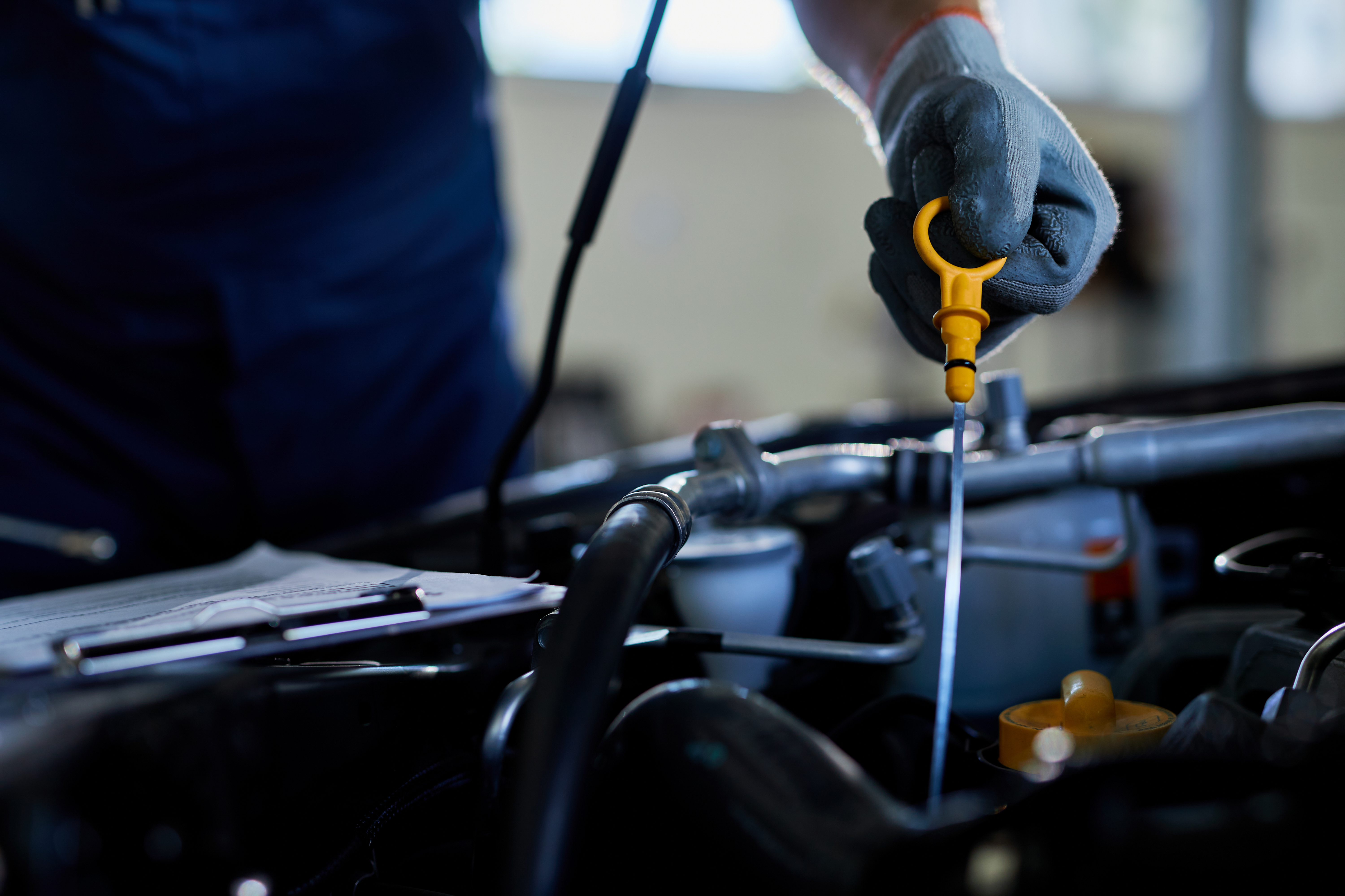 Why Choosing the Right Engine Oil Matters for Your Car Performance?